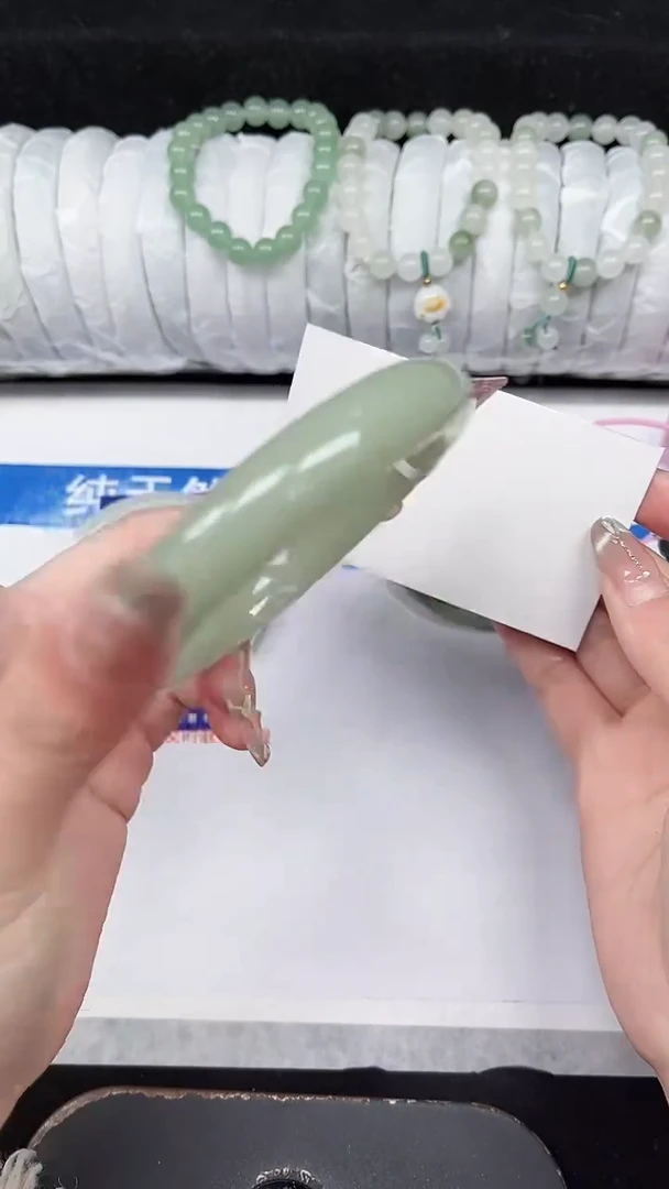 未镶嵌手镯石英质玉330-63/64