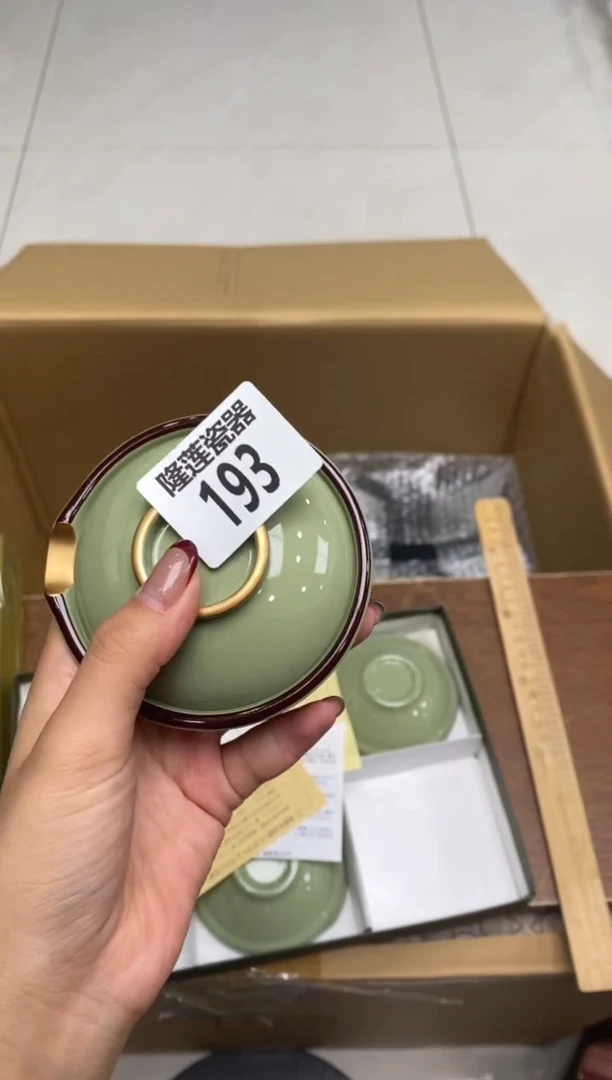 瓷片隆莲瓷器欢迎大家