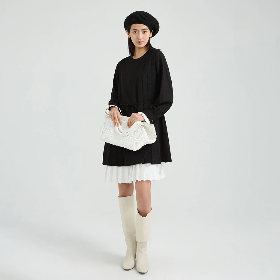 圣迪奥秋冬新款设计师针织气质圆领优雅百搭拼色连衣裙S244Z1233