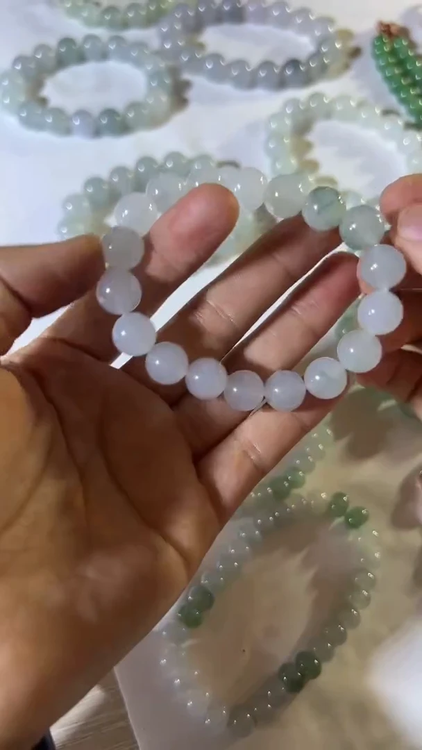 【闪购商品】定制翡翠未镶嵌手串