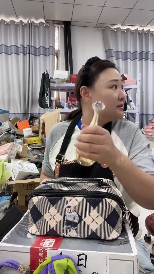 牦牛剖层皮革琪老板女包1号店超好看发图片款