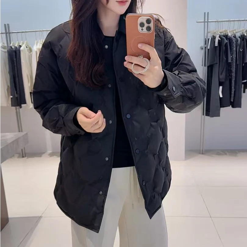 羽绒服-125409DD975经典菱格纹中长款翻领