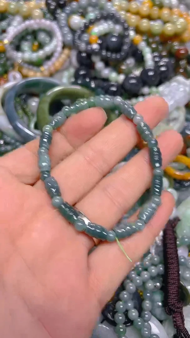 颈饰未镶嵌翡翠5MM/ G /翡翠A货，一件也是批发价