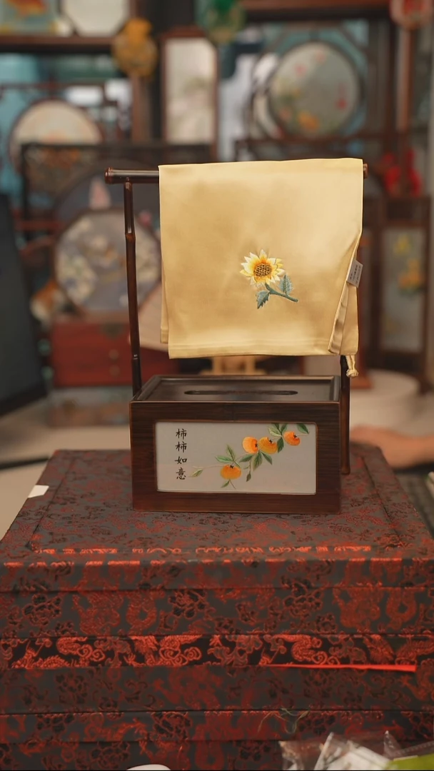 扇子桑蚕丝真丝方巾30乘30 绣花双面非遗