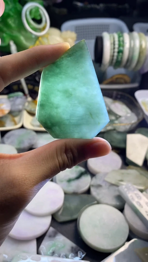散珠翡翠A货翡翠09
