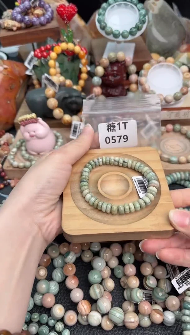 【闪购商品】石英质玉手链未镶嵌1T0579