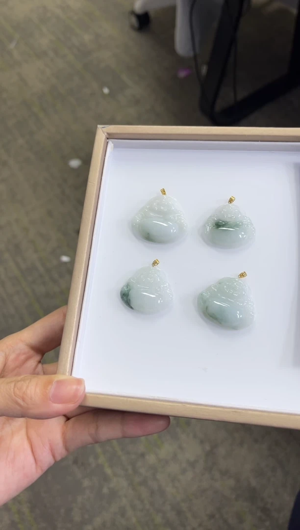翡翠18K金镶嵌颈饰V279 /多样性发一件/配绳子