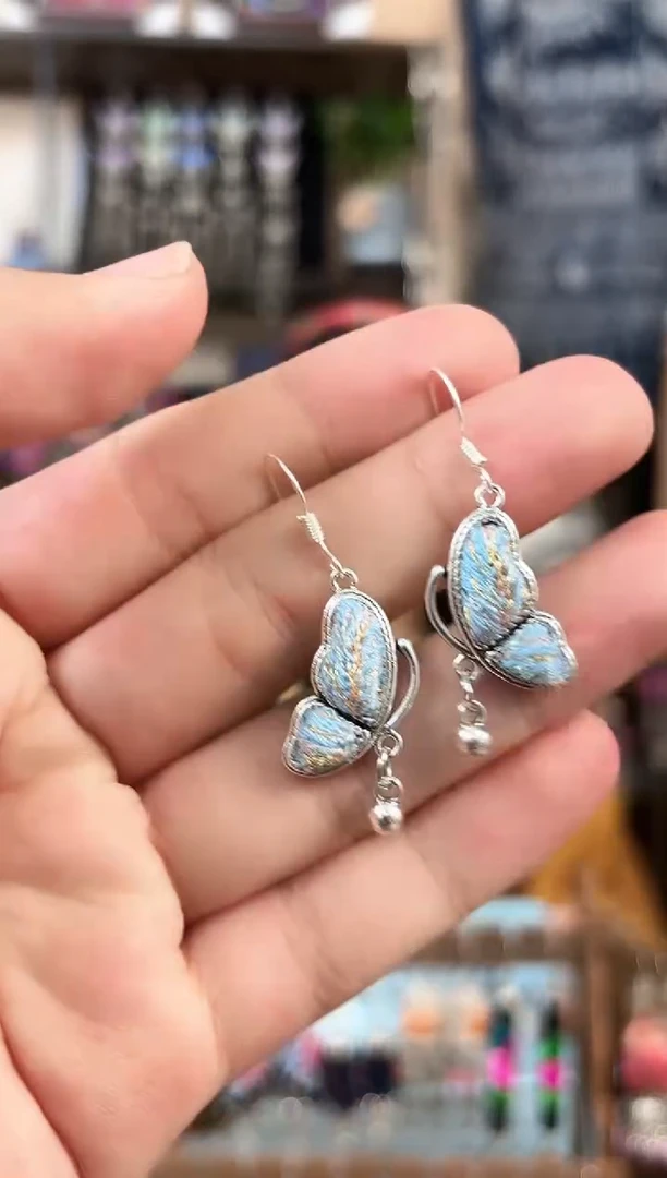 织绣民族风非遗老绣饰品584