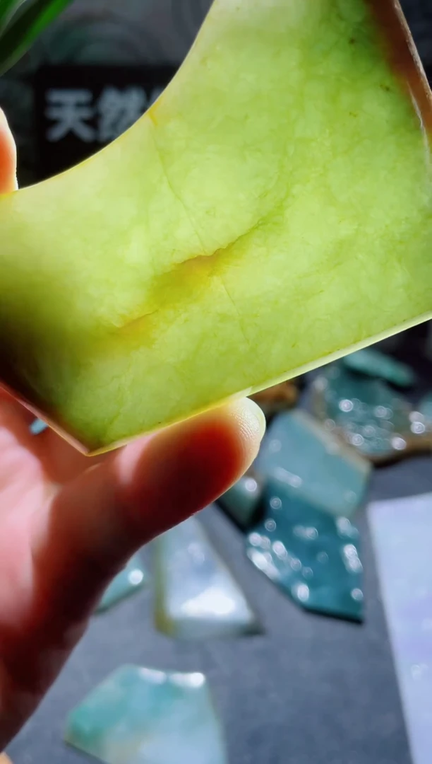 翡翠未镶嵌颈饰2862...