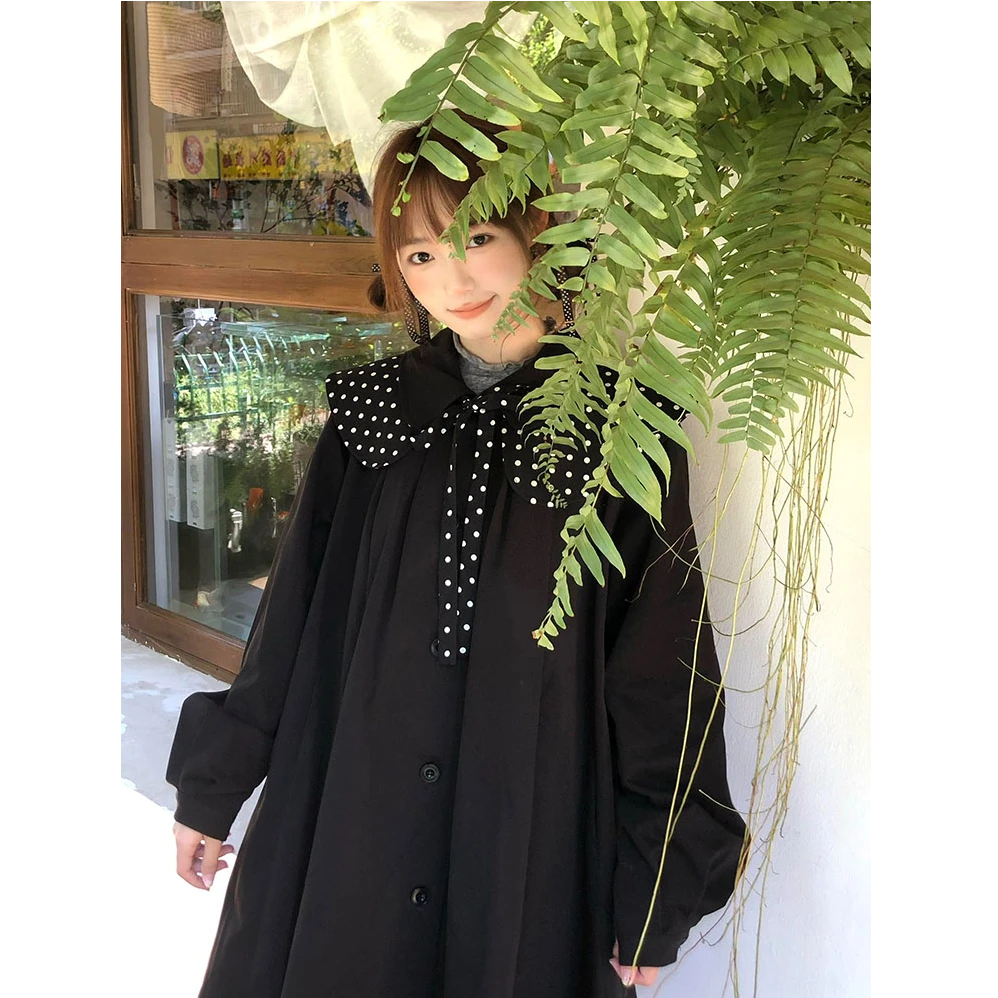 小魔女 秋冬新款甜美宽松黑色斗篷外套波点拼接娃娃领系带风衣女