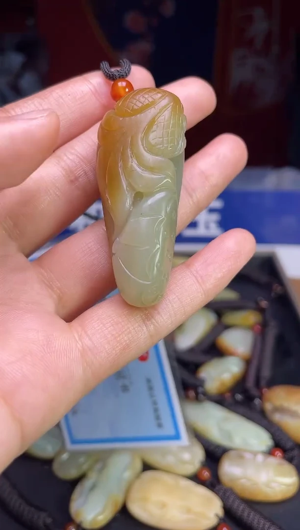 颈饰未镶嵌和田玉123
