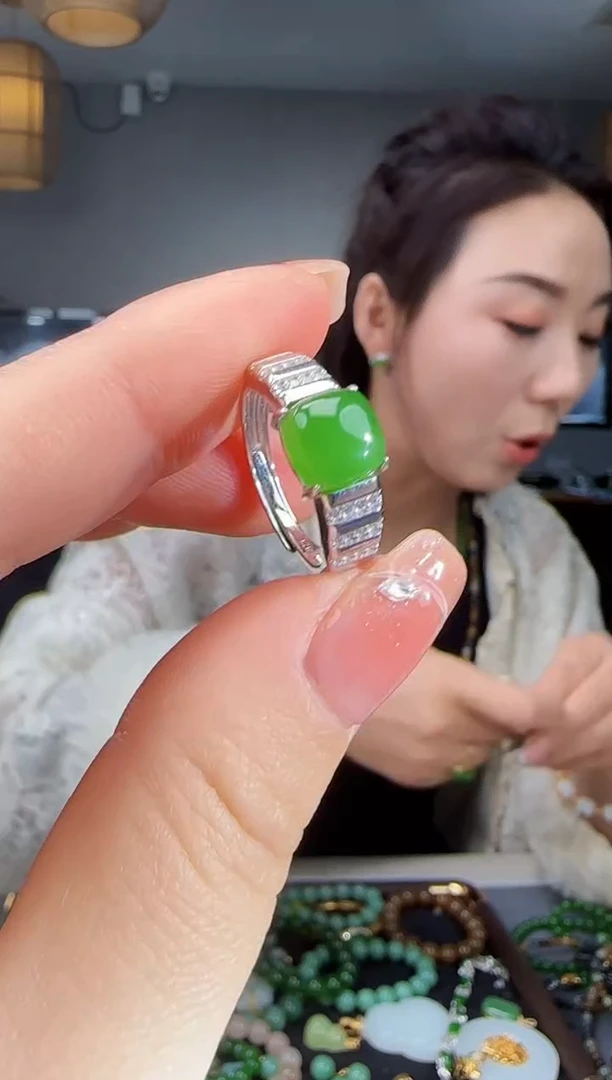 银S925镶嵌戒指和田玉1