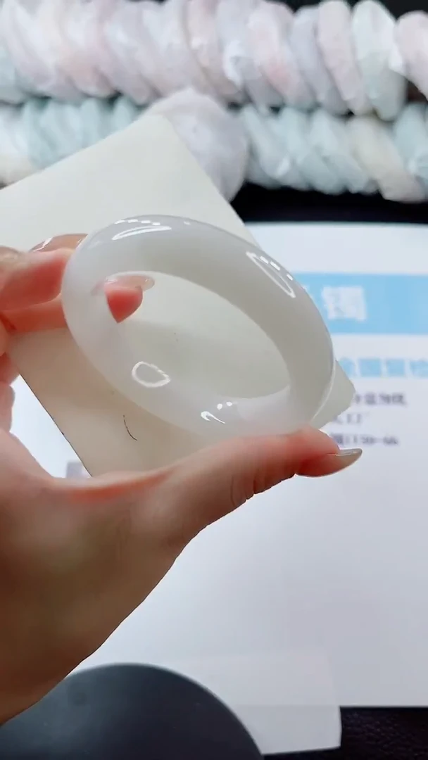 未镶嵌手镯石英质玉多样性发货L277