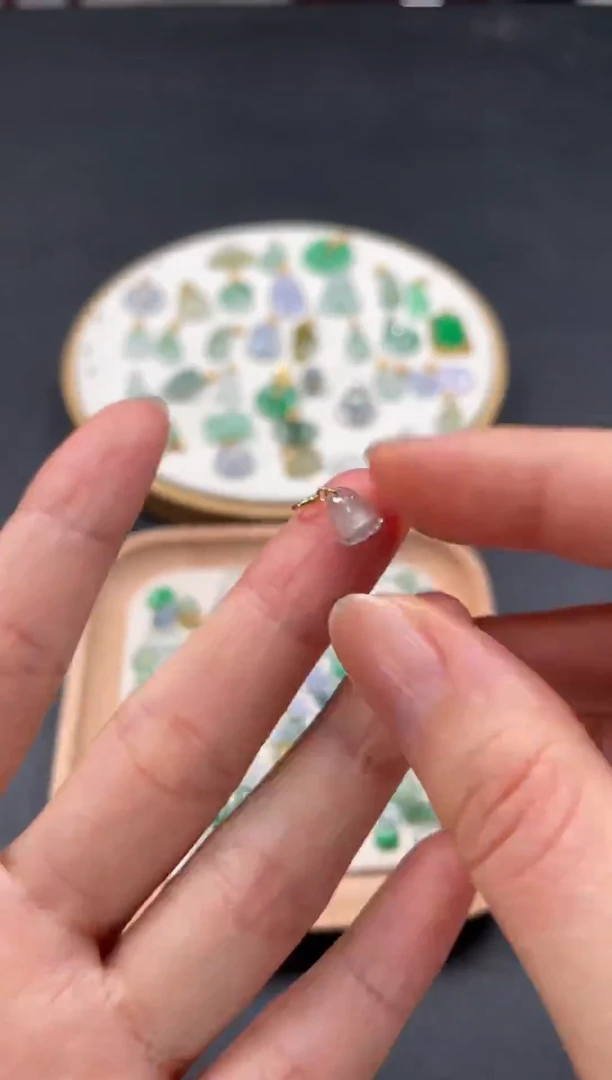 翡翠银S925镶嵌吊坠(不含链)一个  JK659