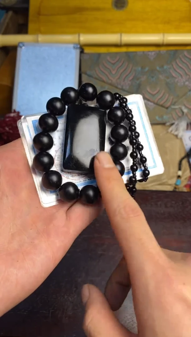 未镶嵌和田玉（墨玉）挂件主播推荐主播推荐