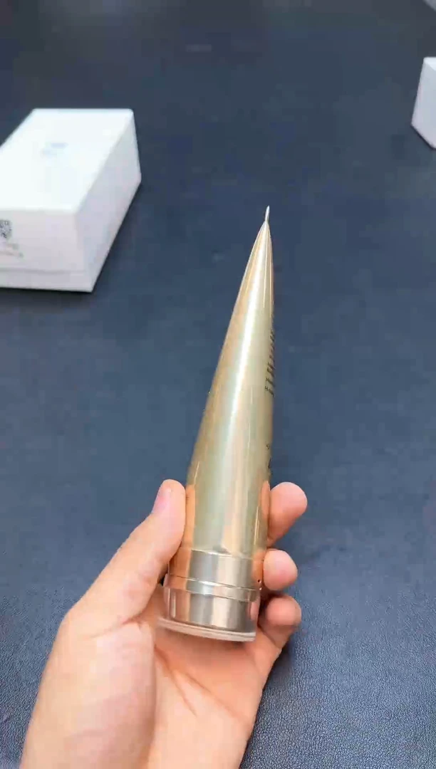 瓷片全新正品一件不留@@WR209