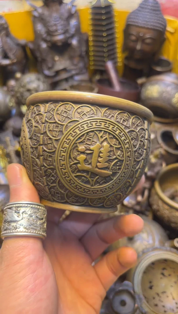 精美铜器，点击下单