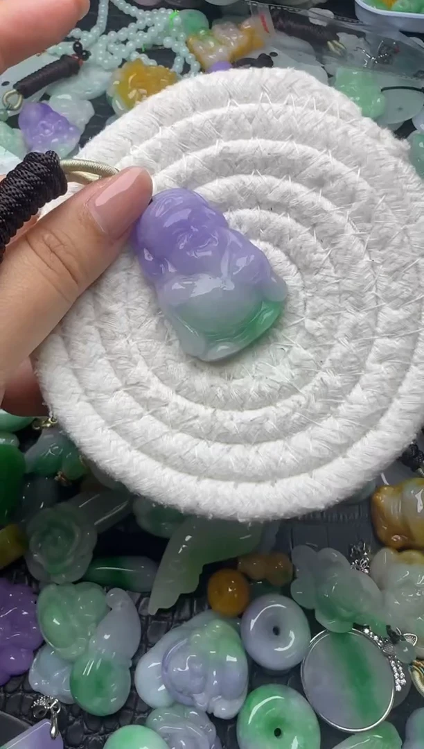 颈饰未镶嵌翡翠缅甸翡翠吊坠