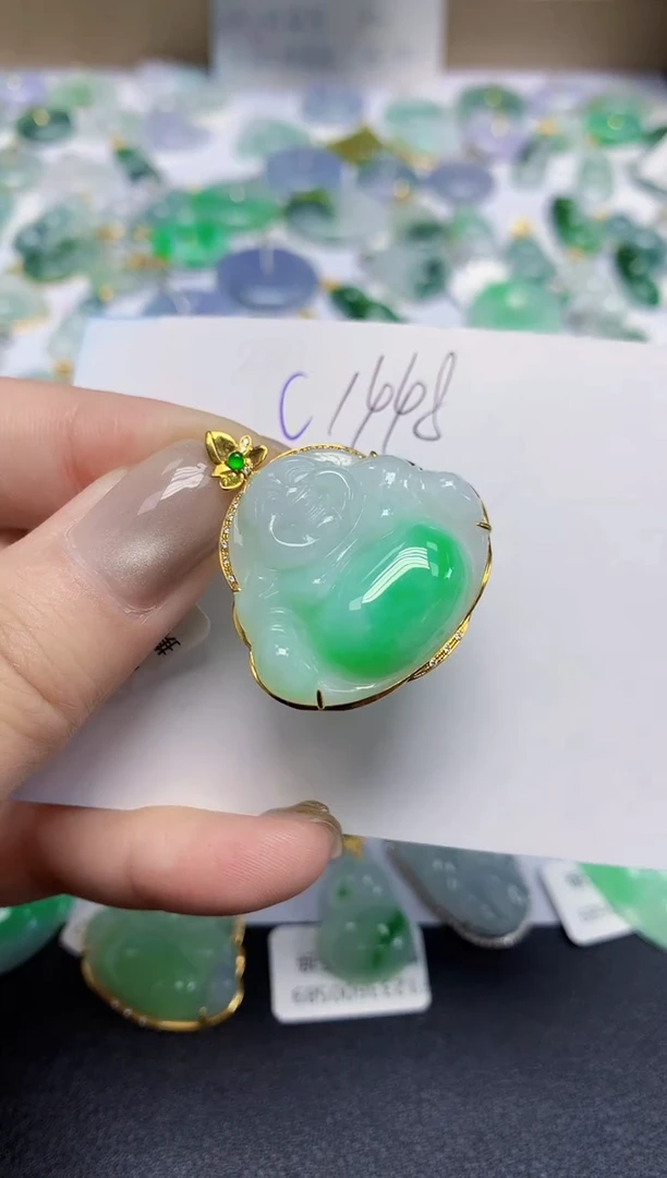 颈饰18K金镶嵌翡翠天然缅甸翡翠A货翡翠百元以上9元证书费自理