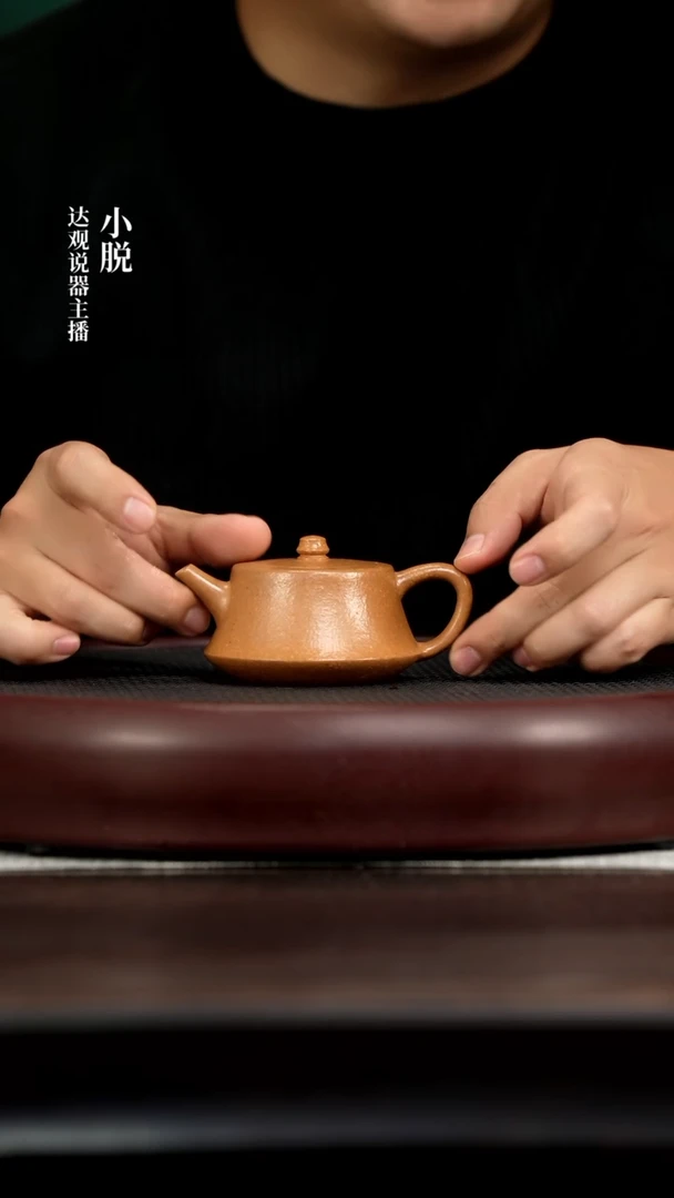 DG185朱峰迪柱础五彩冷金黄130