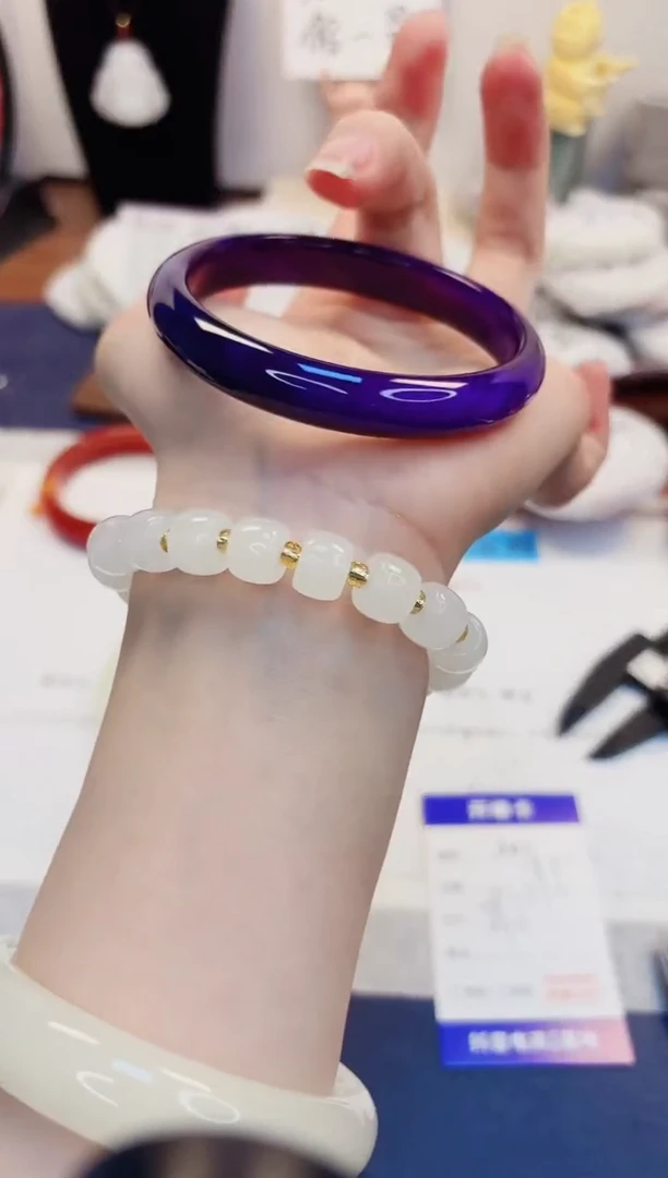 【闪购商品】石英质玉手镯未镶嵌341-玛瑙-圈口59