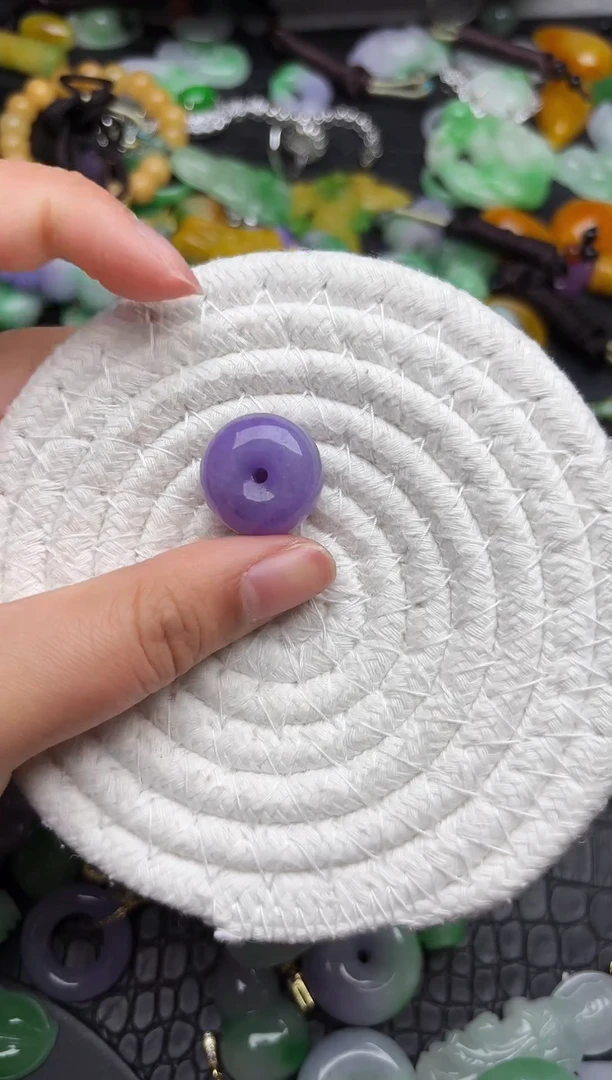 颈饰未镶嵌翡翠缅甸翡翠吊坠