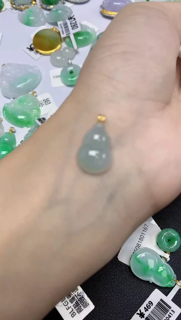 颈饰18K金镶嵌翡翠天然缅甸翡翠A货百元以上9元证书费自理