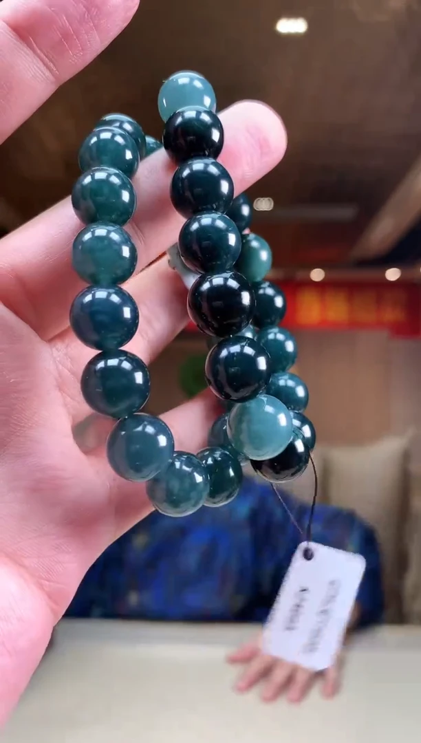 【闪购商品】定制翡翠未镶嵌多样性发货（只发一件) *d23