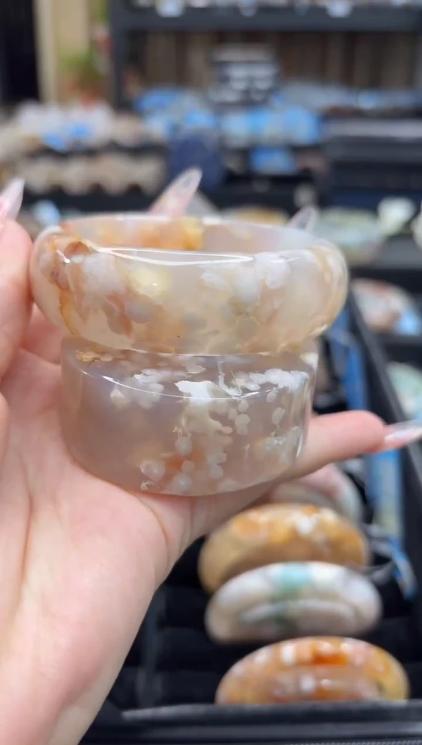 未镶嵌手镯石英质玉362(59圈赠送镯心)