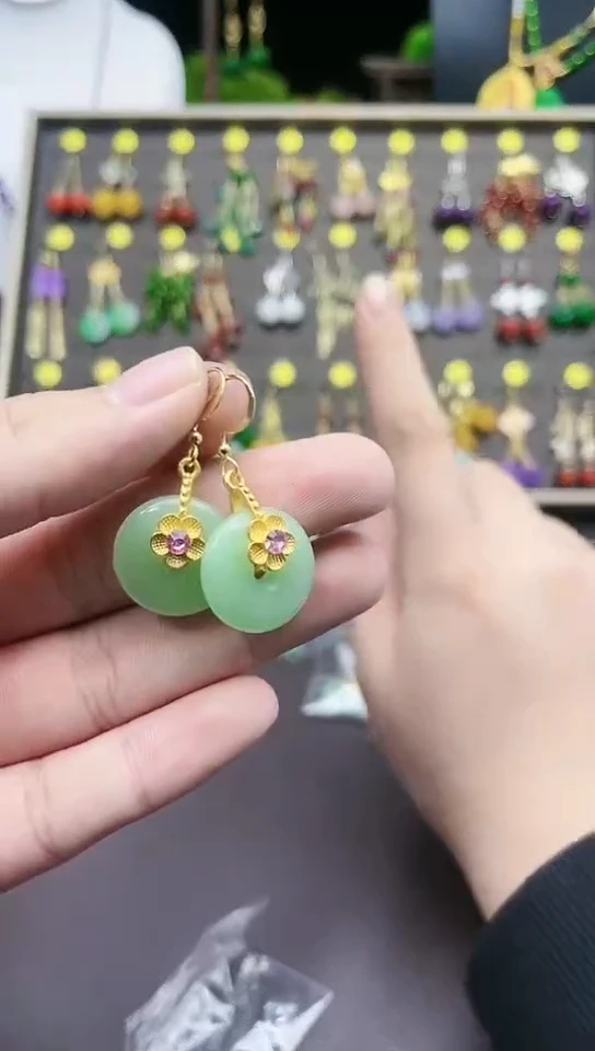 【闪购商品】玛瑙/玉髓耳钉银S925镶嵌c79000