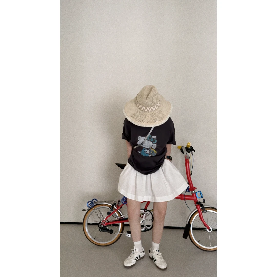 防走光腰部拼接蕾丝半裙 J24K248