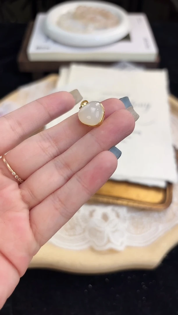 吊坠(不含链)银S925镶嵌和田玉68孤品（no退no换）发货一个