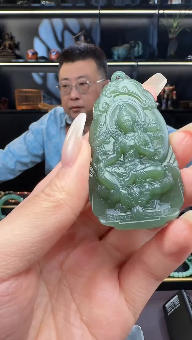 颈饰未镶嵌和田玉小****姐度母挂件