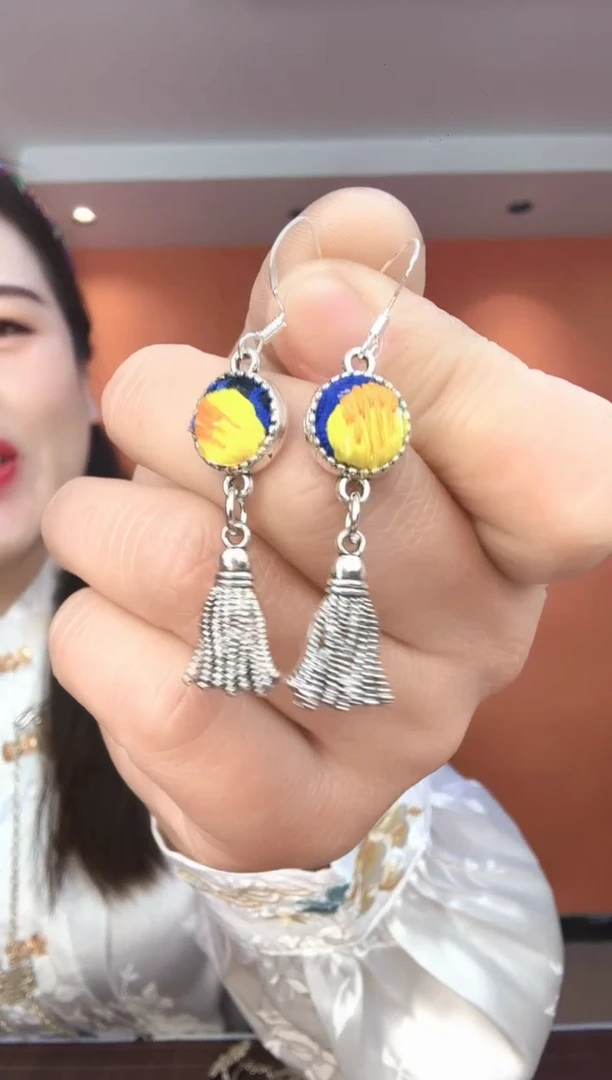 【闪购商品】织绣非遗手工刺绣耳环