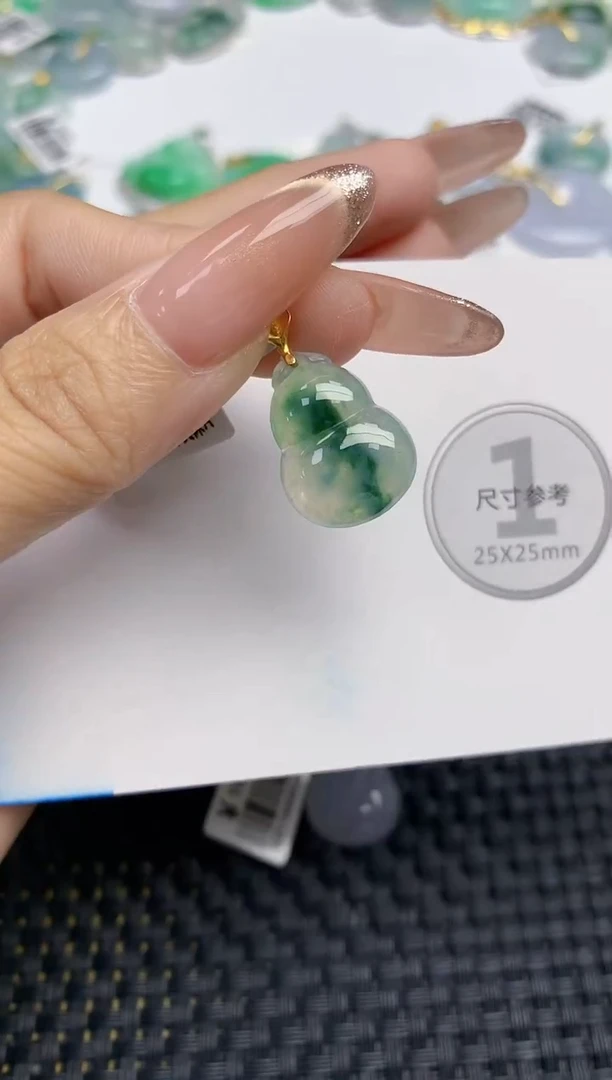颈饰18K金镶嵌翡翠天然缅甸A货翡翠百元以上9元证书费自理