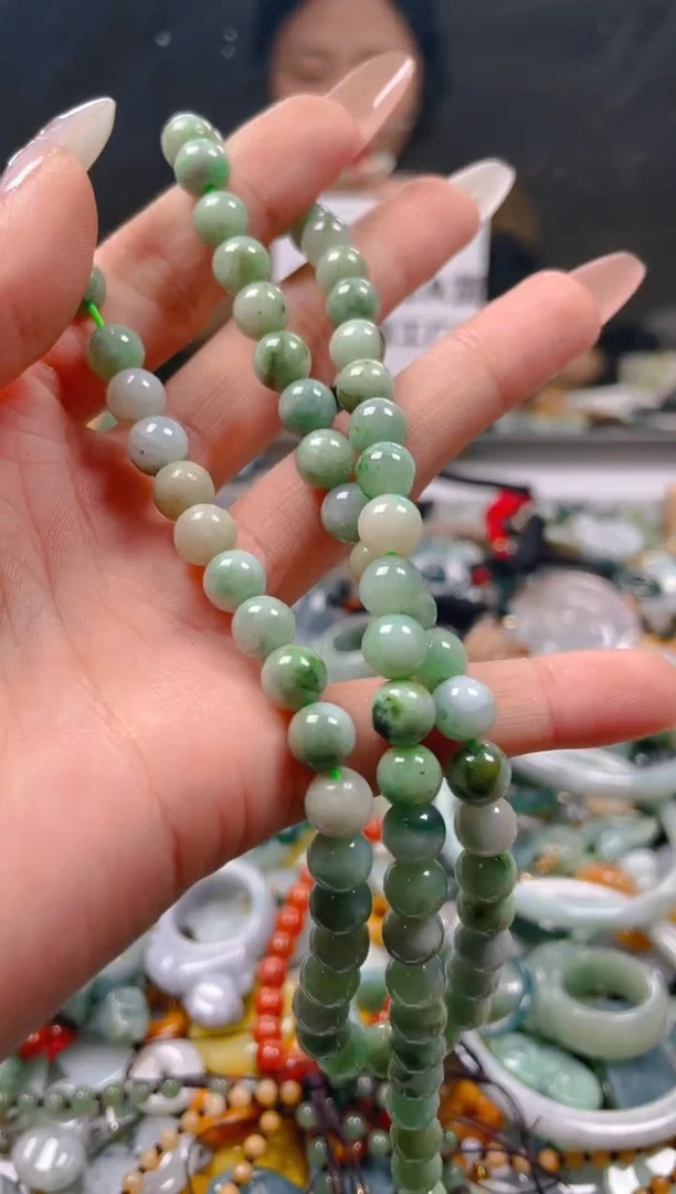 【闪购商品】翡翠颈饰未镶嵌/U/翡翠A货一图一物