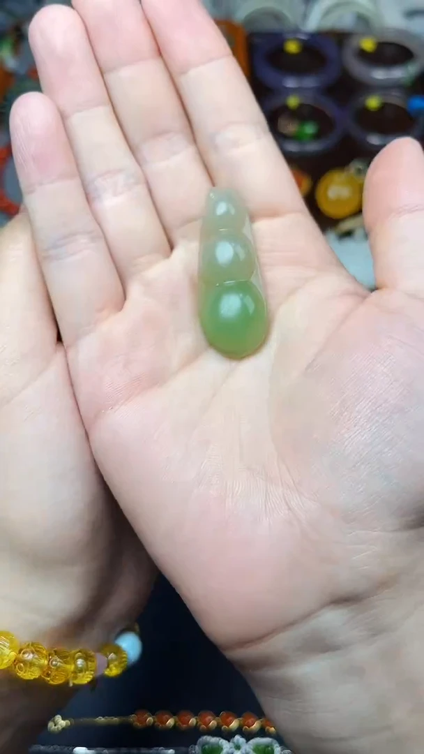 颈饰未镶嵌和田玉福豆 06
