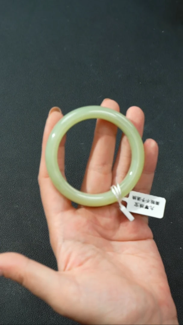 和田玉手镯未镶嵌A0004-51