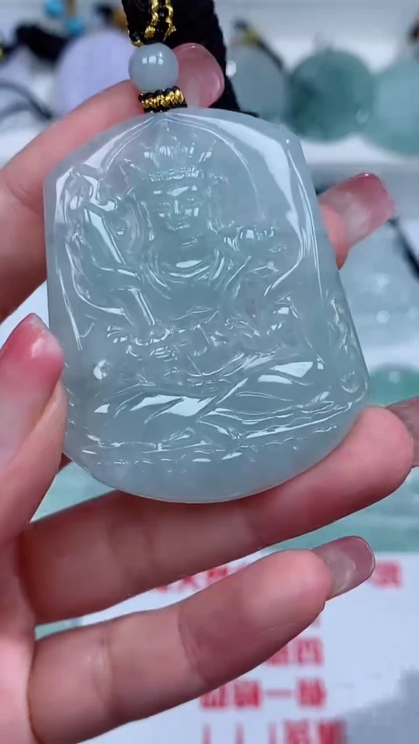 翡翠未镶嵌颈饰吊坠