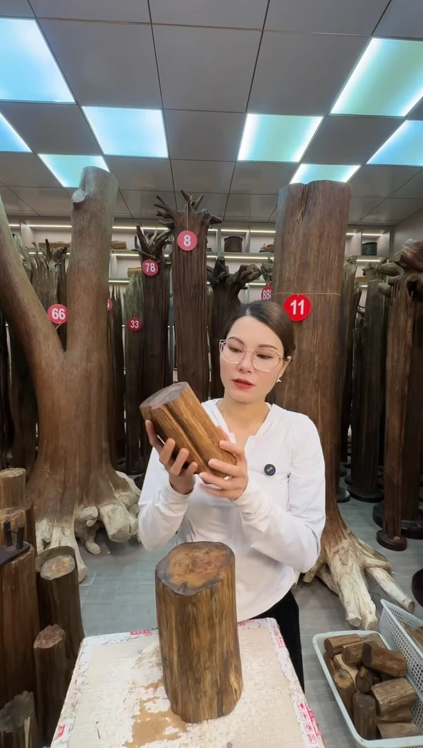 沉香沉香枕昇沉香原料 七天无理由 五根手把件