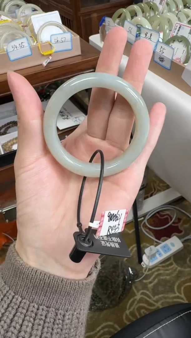 未镶嵌手镯和田玉54