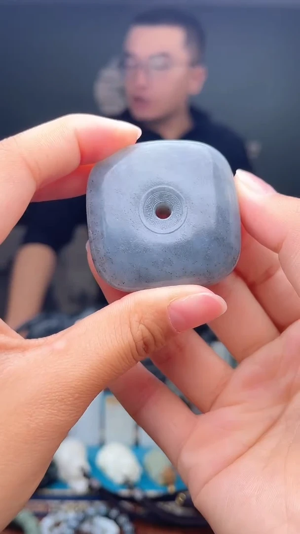 未镶嵌和田玉挂件1