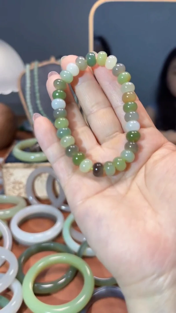 手串未镶嵌和田玉1