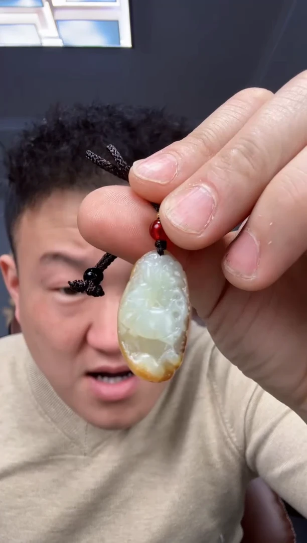 【闪购商品】和田玉颈饰未镶嵌拍一发一多样性发货