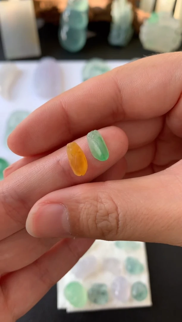 【闪购商品】定制翡翠未镶嵌翡翠