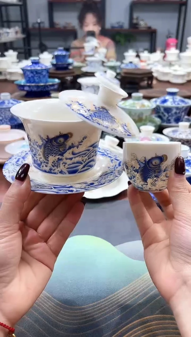 【闪购商品】满花年年有鱼盖碗+2杯