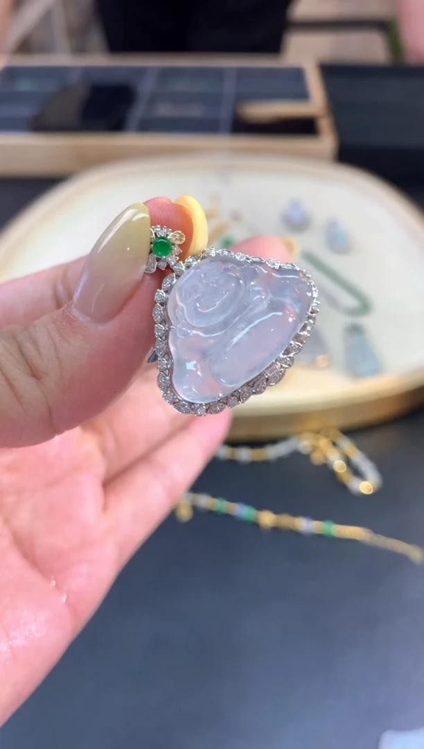 翡翠18K金镶嵌吊坠(不含链)W72|多样性发货一件8800