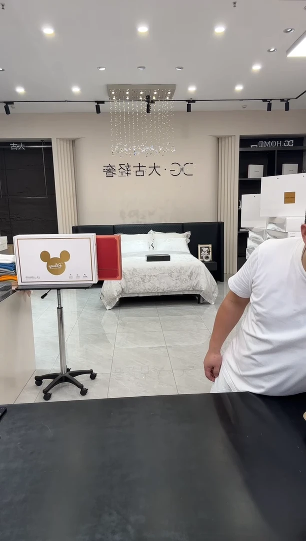 棉棉?****?索菲特  标准