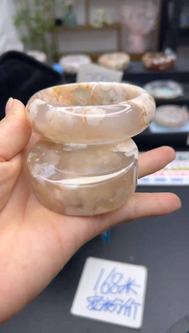 【闪购商品】石英质玉手镯未镶嵌A91(55圈赠送镯心)