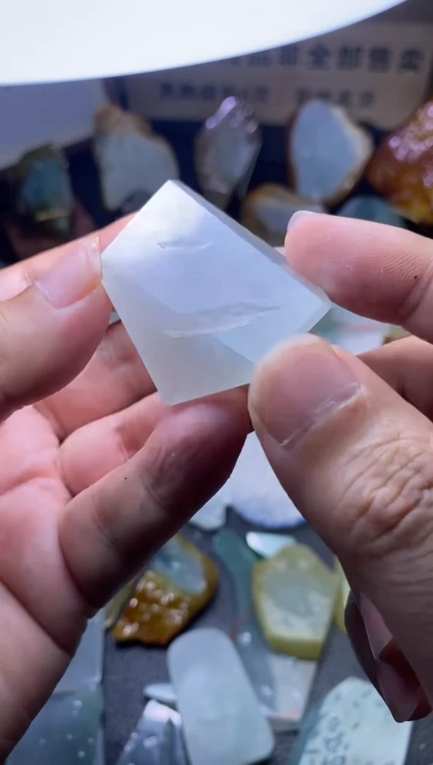 未镶嵌定制翡翠天然缅甸翡翠A货包